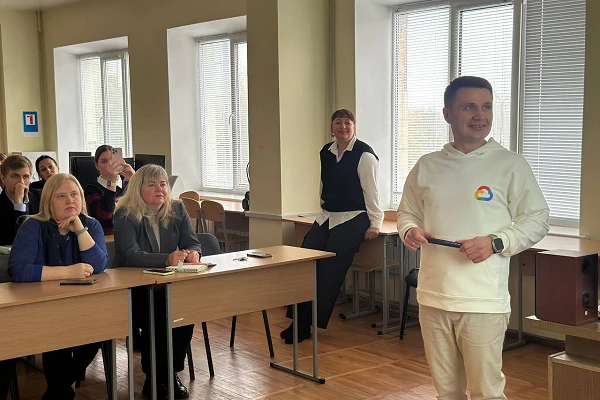 В ЦНТУ створено ШІ-викладача, який читає лекції всіма мовами світу
